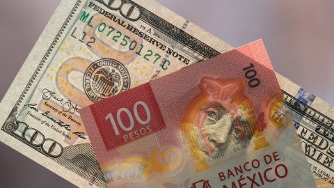 price-of-the-dollar-in-mexico-today,-april-7,-2026:-slight-decline-amid-worldwide-tension