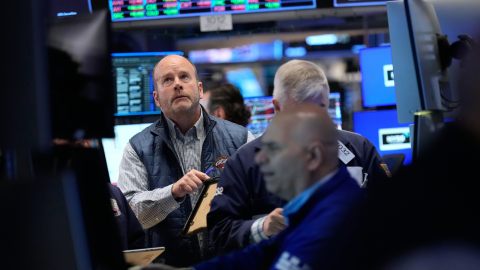 dow-jones-soars-and-oil-falls-below-$100-after-ceasefire-in-iran