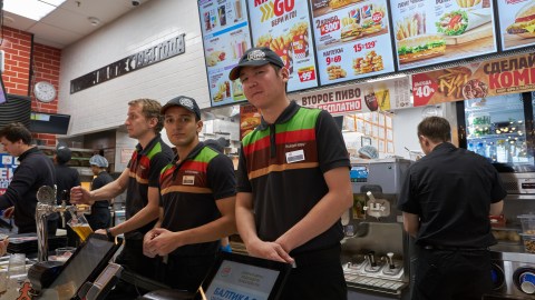 burger-king-seeks-to-hire-60,000-workers:-how-much-does-it-pay