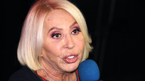 laura-bozzo-gets-angry-with-reporters-after-they-asked-her-about-irina-baeva