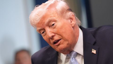 trump-accuses-iran-of-breaking-agreements-and-stopping-the-flow-of-oil-in-hormuz