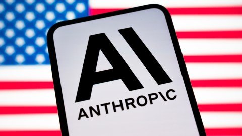 anthropic-mythos:-powell,-bessent-and-banks-meet-to-analyze-their-threat