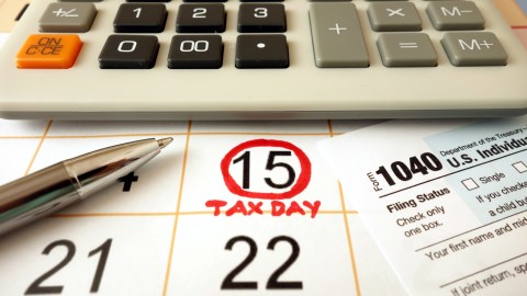 what-are-the-irs-penalties-if-you-don’t-file-your-tax-return-by-april-15?
