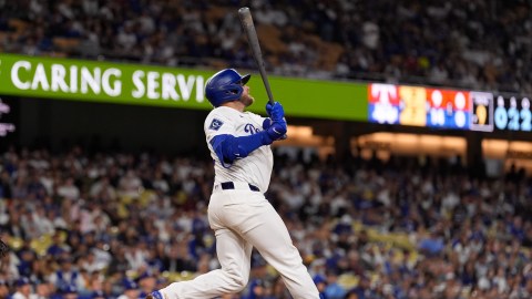 max-muncy-made-history-with-a-three-homer-game,-one-of-them-a-walk-off