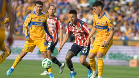tigres-tore-leaders-chivas-4-1-with-a-double-from-argentine-juan-brunetta