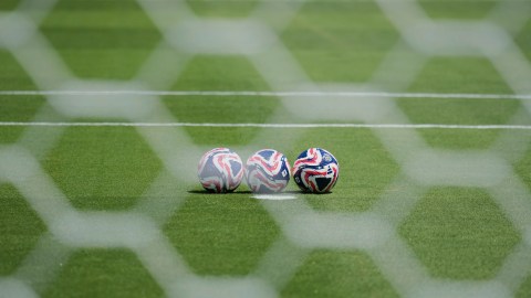 argentine-soccer-player-arrested-for-false-bomb-threat-during-a-flight