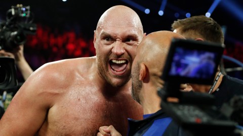 tyson-fury-returned-with-victory-against-makhmudov-after-476-days-in-retirement