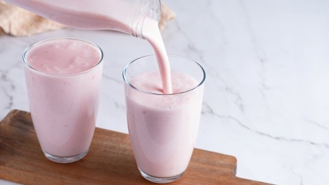 chocolate,-cheese-and-yogurt-are-linked-to-greater-longevity