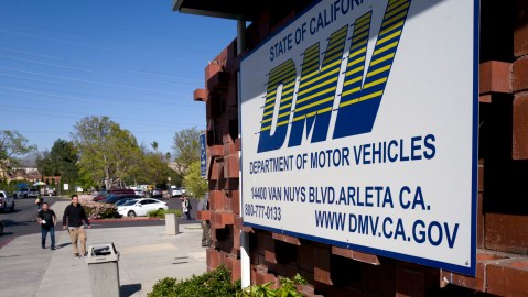 technology-promoted-at-the-dmv-to-fight-identity-fraud-in-california