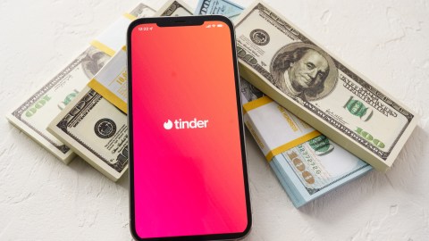 tinder-will-have-to-pay-$60.5-million-for-lawsuit:-who-qualifies