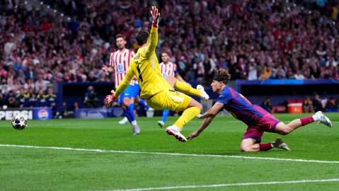 fermin-lopez-and-the-strong-blow-to-the-face-by-goalkeeper-juan-musso-of-atletico-de-madrid