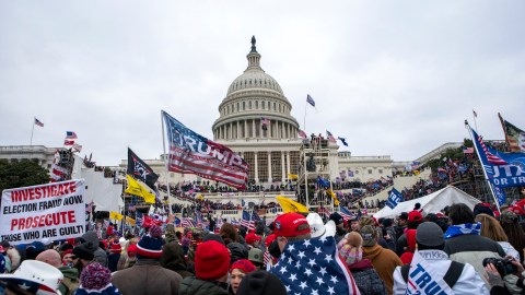 trump-asks-to-annul-convictions-of-the-assault-on-the-capitol-and-close-the-case-definitively
