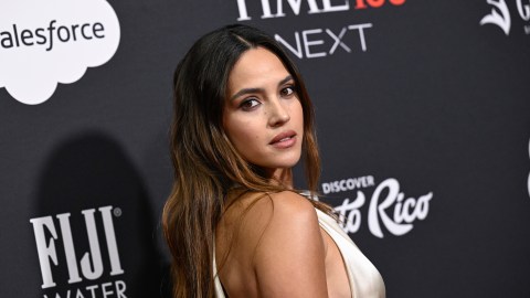 adria-arjona-comes-to-dc-as-“maxima”-in-the-sequel-to-“superman”