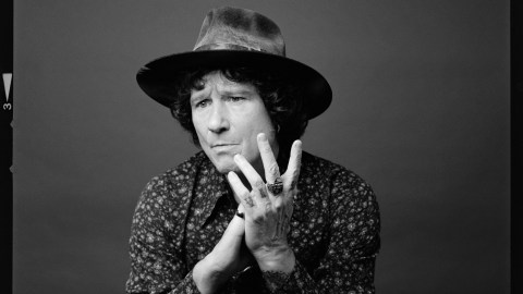 enrique-bunbury:-latin-america-permeated-‘from-a-previous-century’