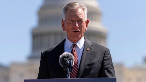 tommy-tuberville-attacks-the-republican-party-for-not-taking-advantage-of-its-majority-in-congress