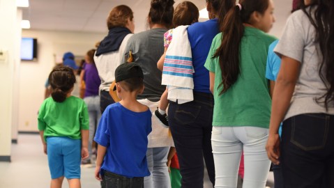 trump-ends-relationship-with-catholic-charities:-end-of-an-era-of-support-for-migrant-minors-in-miami