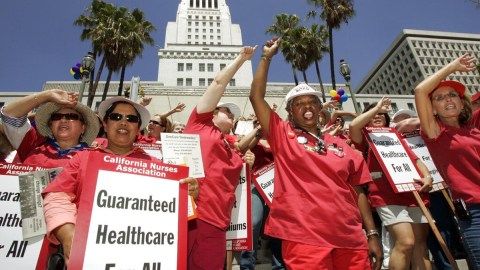 california-nurses-association-promotes-the-guaranteed-health-care-for-all-act