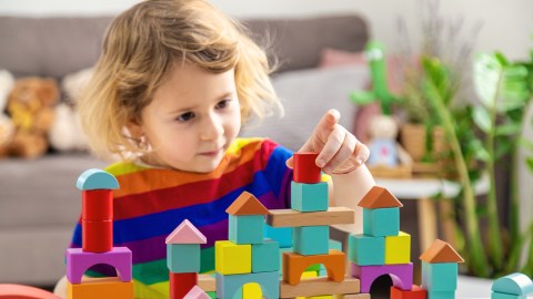 how-to-keep-a-baby-entertained-without-the-need-for-screens