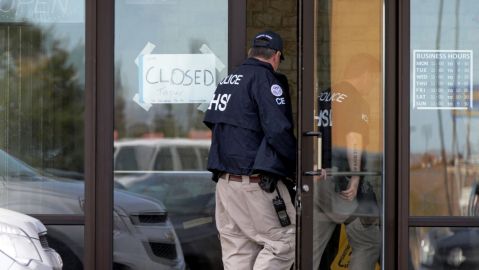 ice-accelerates-hiring-and-doubts-arise-due-to-profiles-of-new-agents