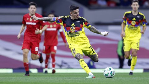 toluca-put-the-football-and-america-the-goals:-2-1-in-a-spectacular-duel-at-the-azteca-stadium