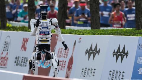 robots-beat-humans-in-the-beijing-half-marathon