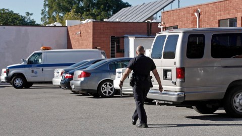 bass-orders-increased-police-patrols-after-robberies-in-the-san-fernando-valley