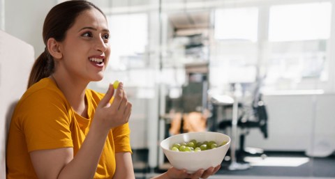 fruits-that-can-disturb-your-sleep:-what-you-should-not-eat-before-going-to-sleep