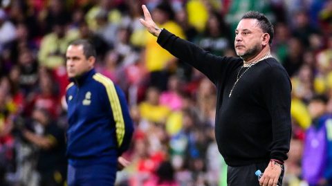 antonio-mohamed-offered-his-support-to-andre-jardine
