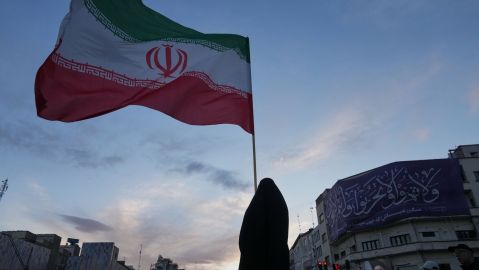 trump-asks-iran-to-release-eight-women-before-peace-negotiations