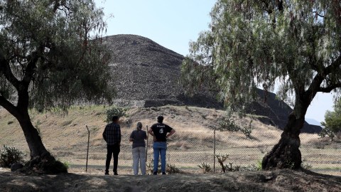 mexico-confirms-that-attacker-in-teotihuacan-was-inspired-by-violent-acts-in-other-countries
