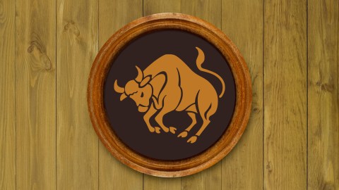 the-amulets-that-every-taurus-needs-to-have-now-to-attract-luck