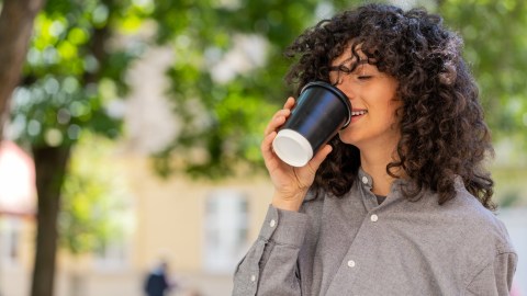 the-risks-of-energy-drinks:-the-case-of-the-cheerleader’s-death-is-not-unique