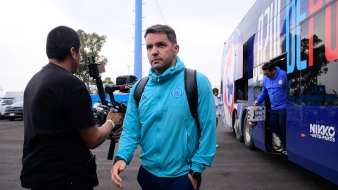 nicolas-larcamon-stopped-being-the-coach-of-cruz-azul