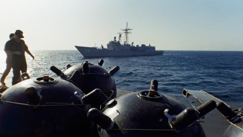 the-pentagon-warns-that-demining-the-strait-of-hormuz-could-take-up-to-six-months