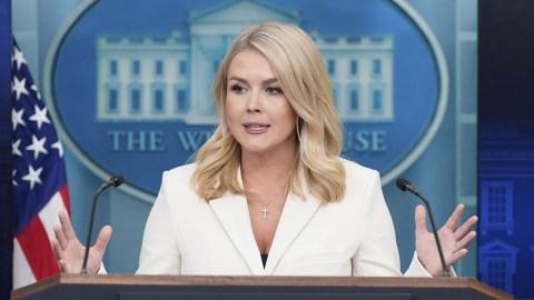 the-white-house-will-be-left-without-a-press-secretary-until-further-orders