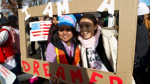 daca-no-longer-stops-deportations-in-new-immigration-criteria