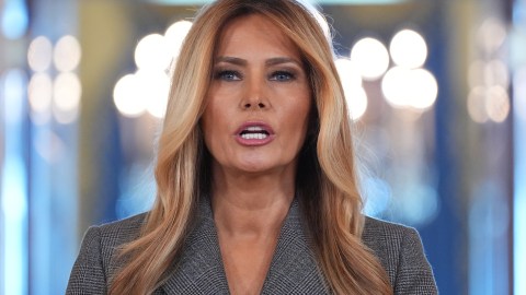 melania-trump-accuses-host-jimmy-kimmel-of-“sowing-hate”-and-asks-abc-to-take-a-position-on-the-matter