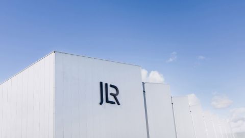 jaguar-and-land-rover-face-delicate-mass-recall