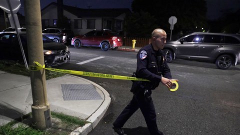 la-opinion-today:-trump-and-his-officials,-“probable”-targets-of-the-shooter-at-the-correspondents’-dinner