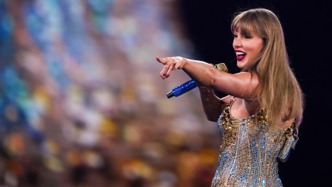 taylor-swift-takes-the-step-of-registering-her-voice-and-image-to-protect-herself-from-ai