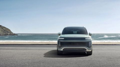 hyundai-bet-the-impossible-on-the-ioniq-9-2027