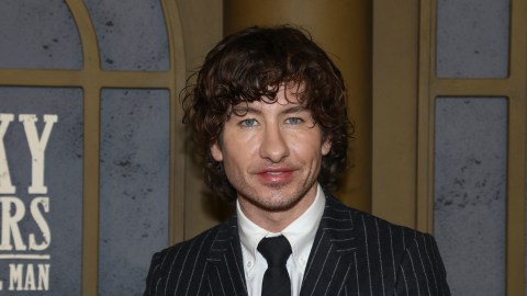 barry-keoghan-spoke-about-accusations-of-infidelity-to-sabrina-wood-employee