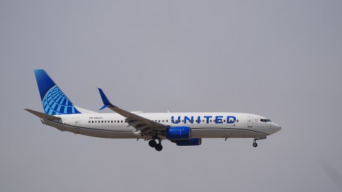 united-airlines-plane-reports-impact-with-drone-in-mid-flight-over-san-diego