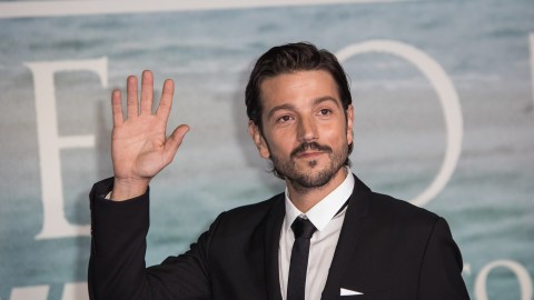 diego-luna-wins-legal-battle-against-alcoholic-beverage-brand-that-used-his-image-without-permission
