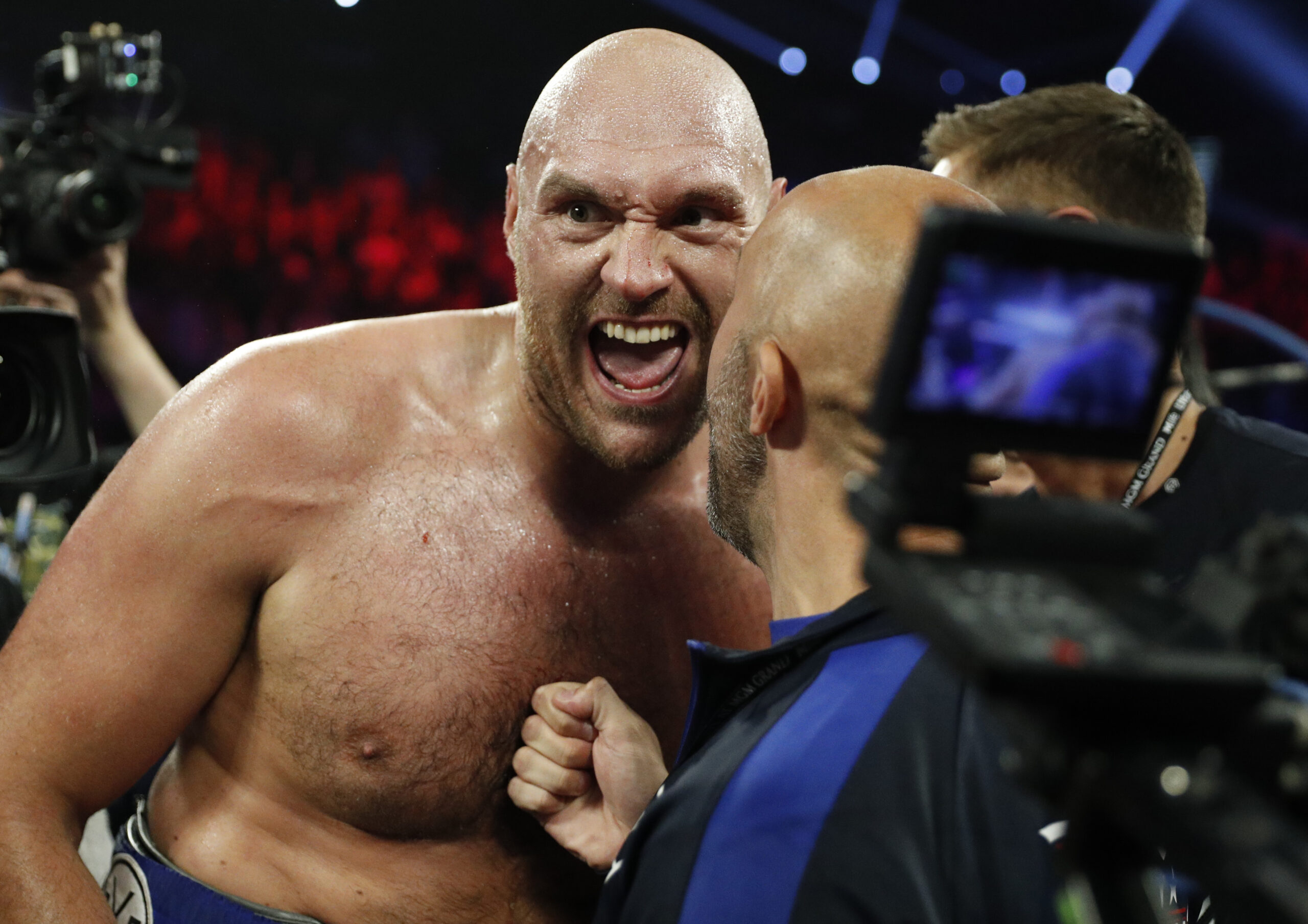 tyson-fury-does-not-rule-out-a-new-and-final-retirement-if-he-loses-to-makhmudov