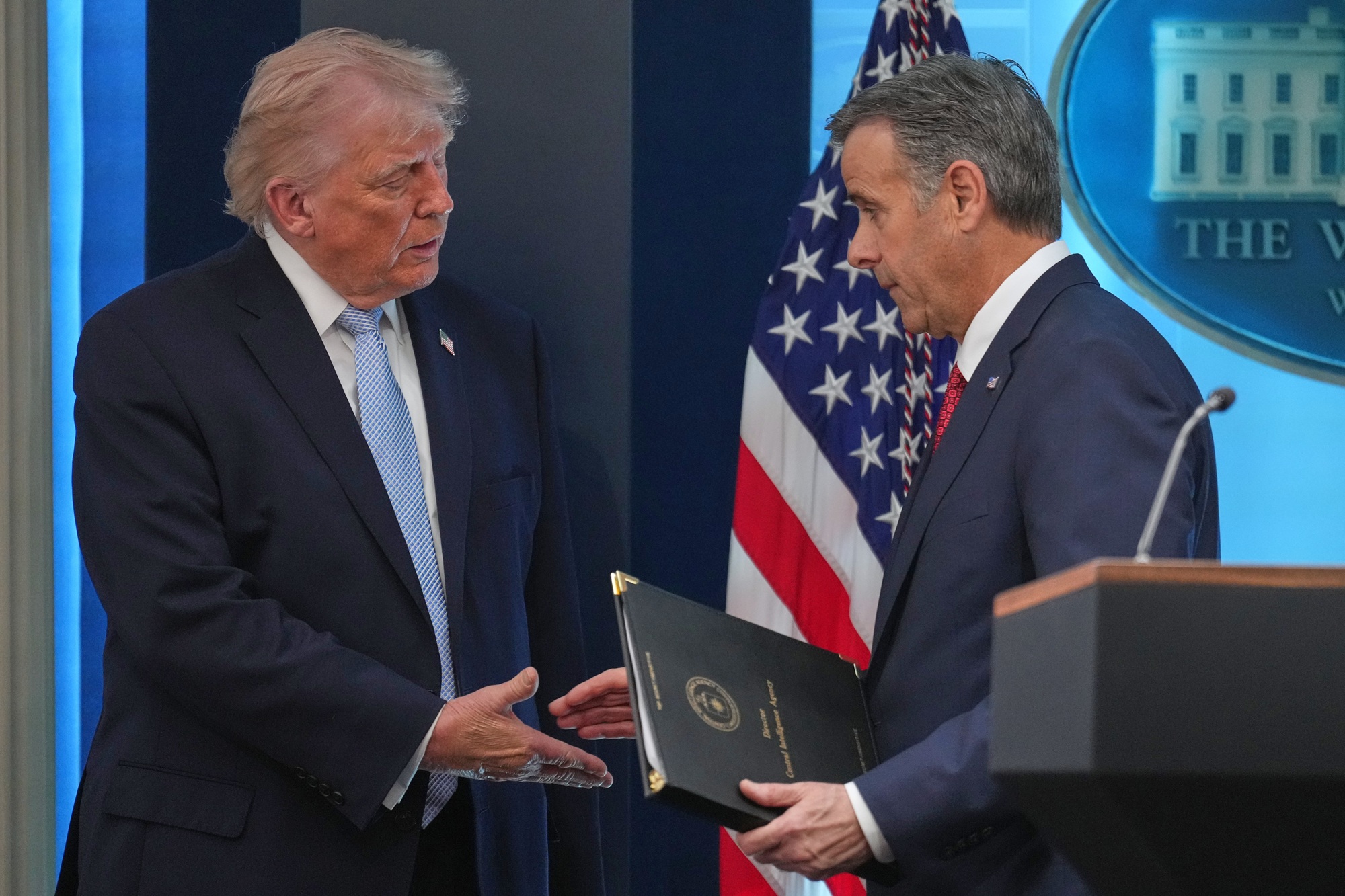 trump-threatens-prison-if-media-does-not-reveal-informant-about-soldier-lost-in-iran