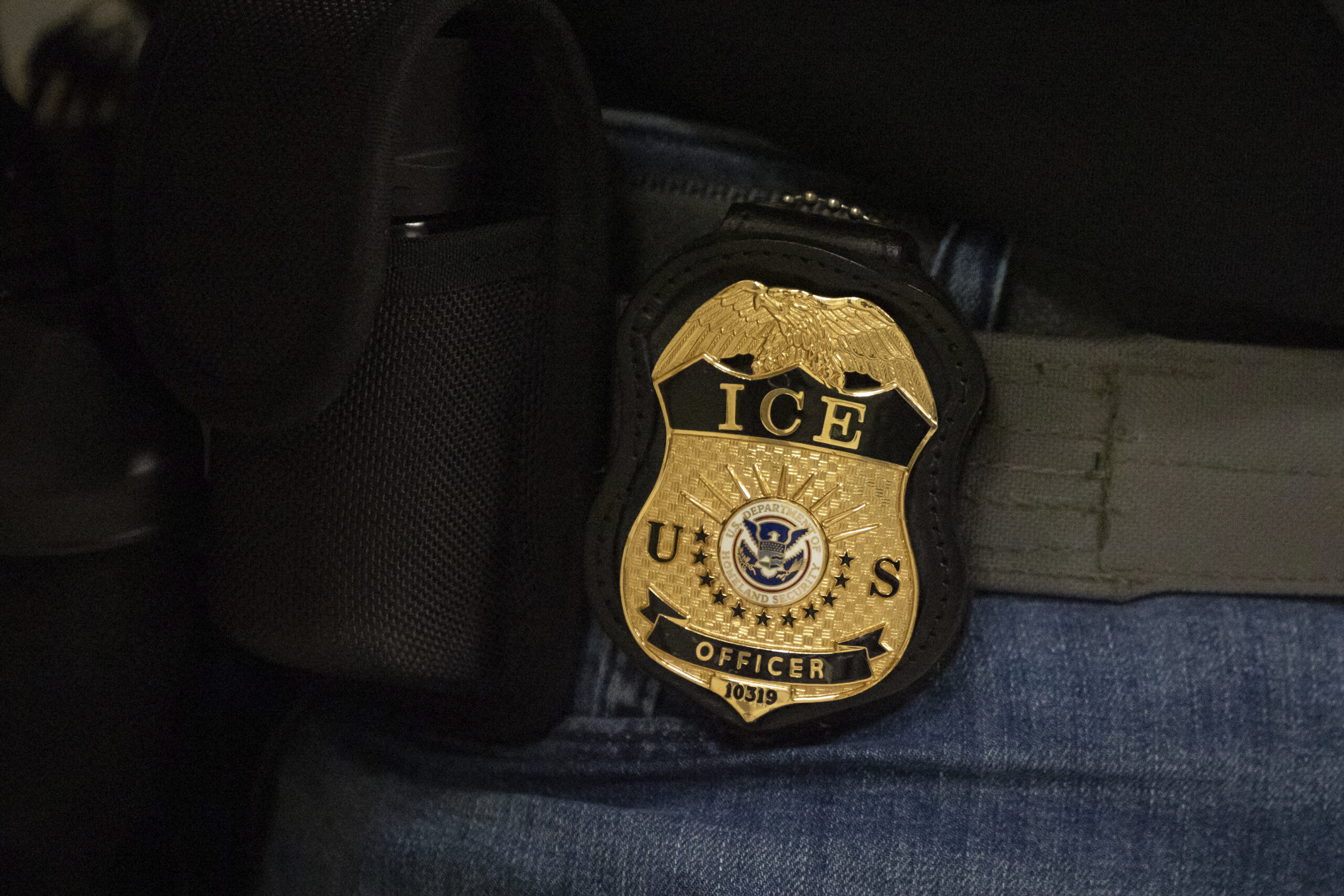 ice-arrests-military-wife-days-after-her-wedding;-faces-possible-deportation
