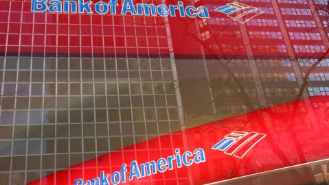 trump-puts-banks-under-pressure-to-review-citizenship-in-immigration-accounts-and-credits