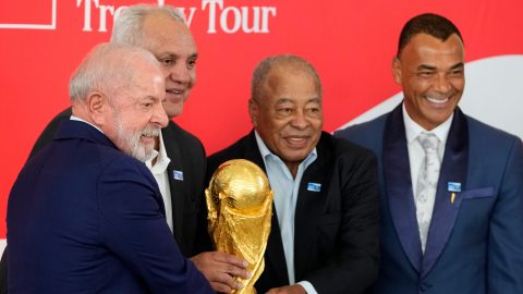 lula-da-silva:-“we-are-not-wonderful,-but-neither-are-the-others”