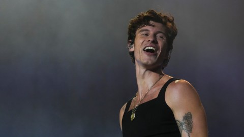 shawn-mendes-surprises-everyone-with-his-tour-of-mexico-city